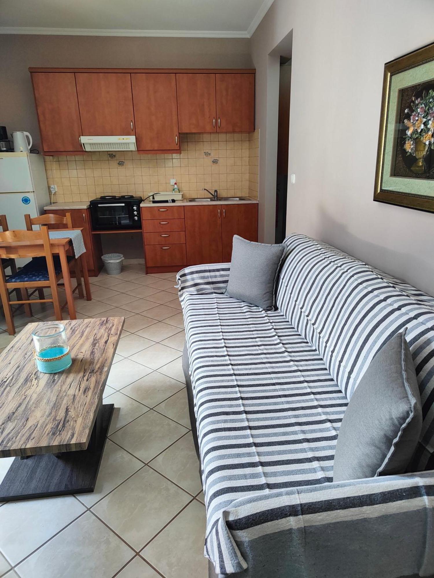 Evangelia Karfas Habitación foto
