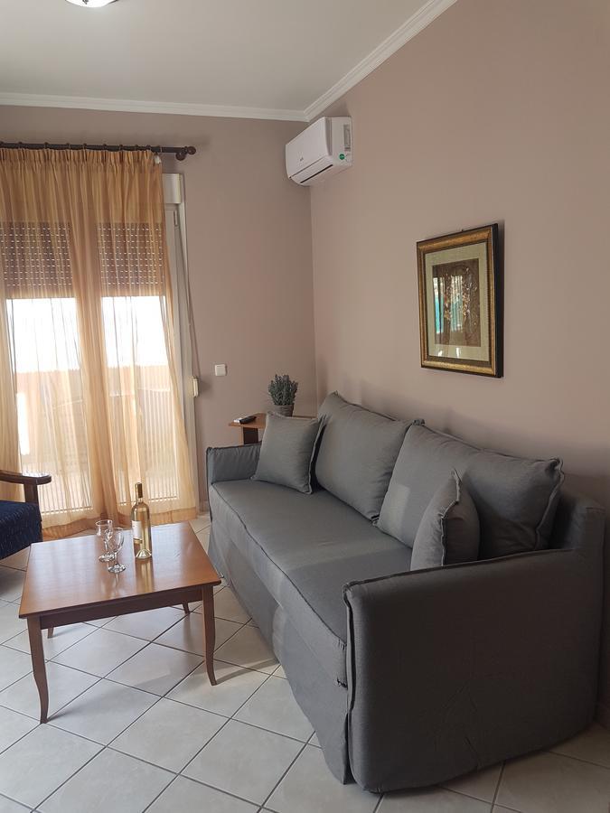 Evangelia Karfas Exterior foto