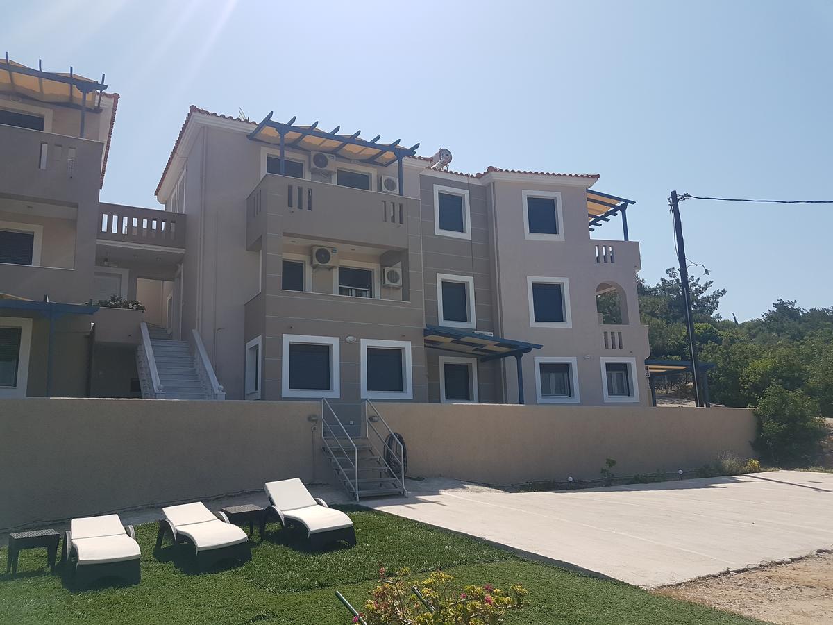 Evangelia Karfas Exterior foto